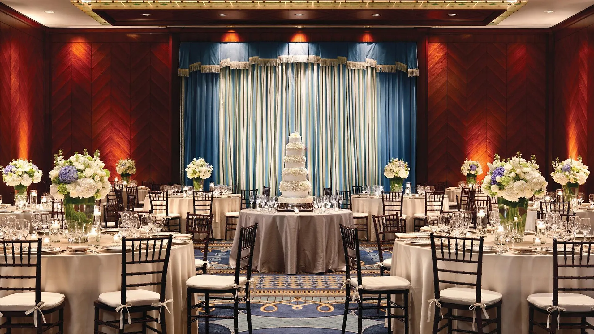 Four Seasons Hotel Vancouver 5*,  Kanada